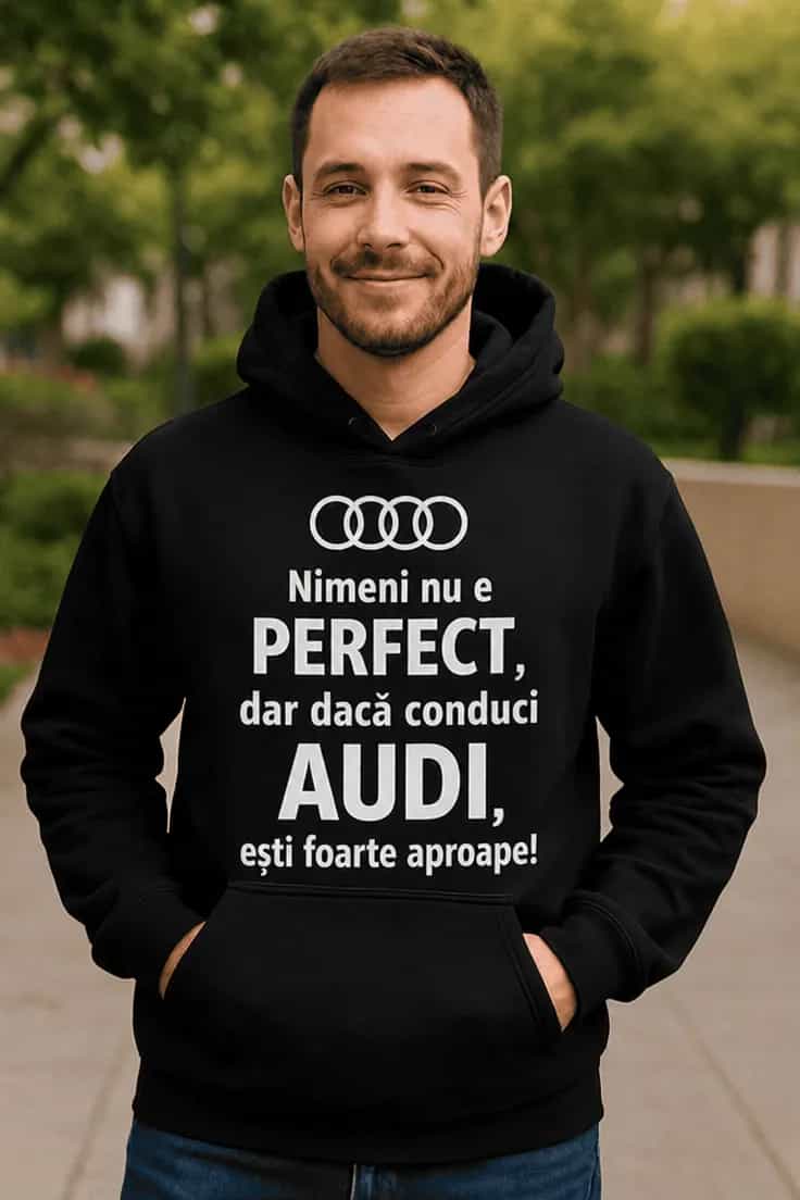 Bluză aproape perfect cu marca mașinii la alegere