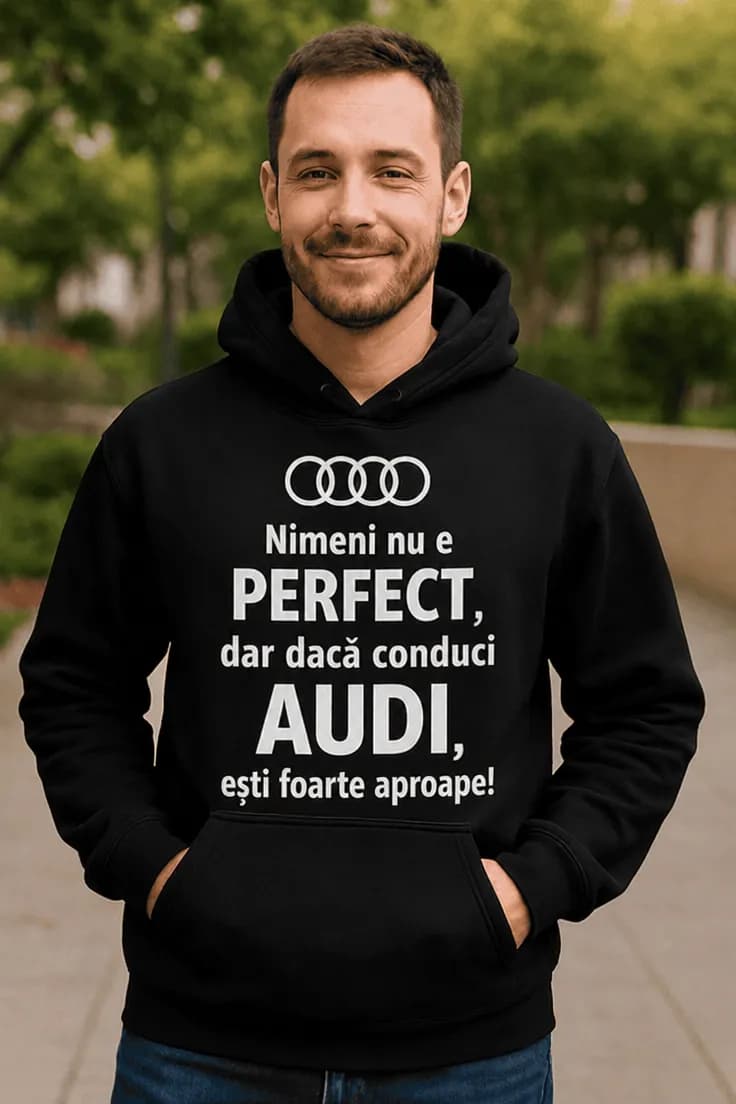Bluză aproape perfect cu marca mașinii la alegere