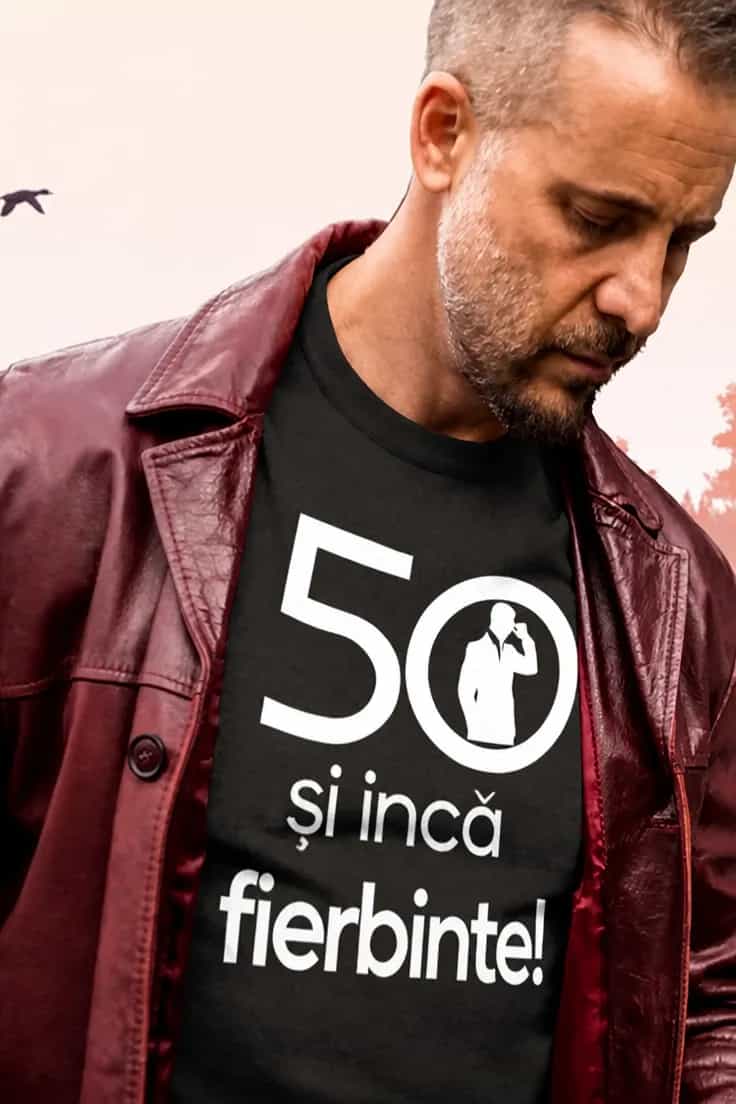 Tricou amuzant 50 și încă fierbinte cu anul la alegere