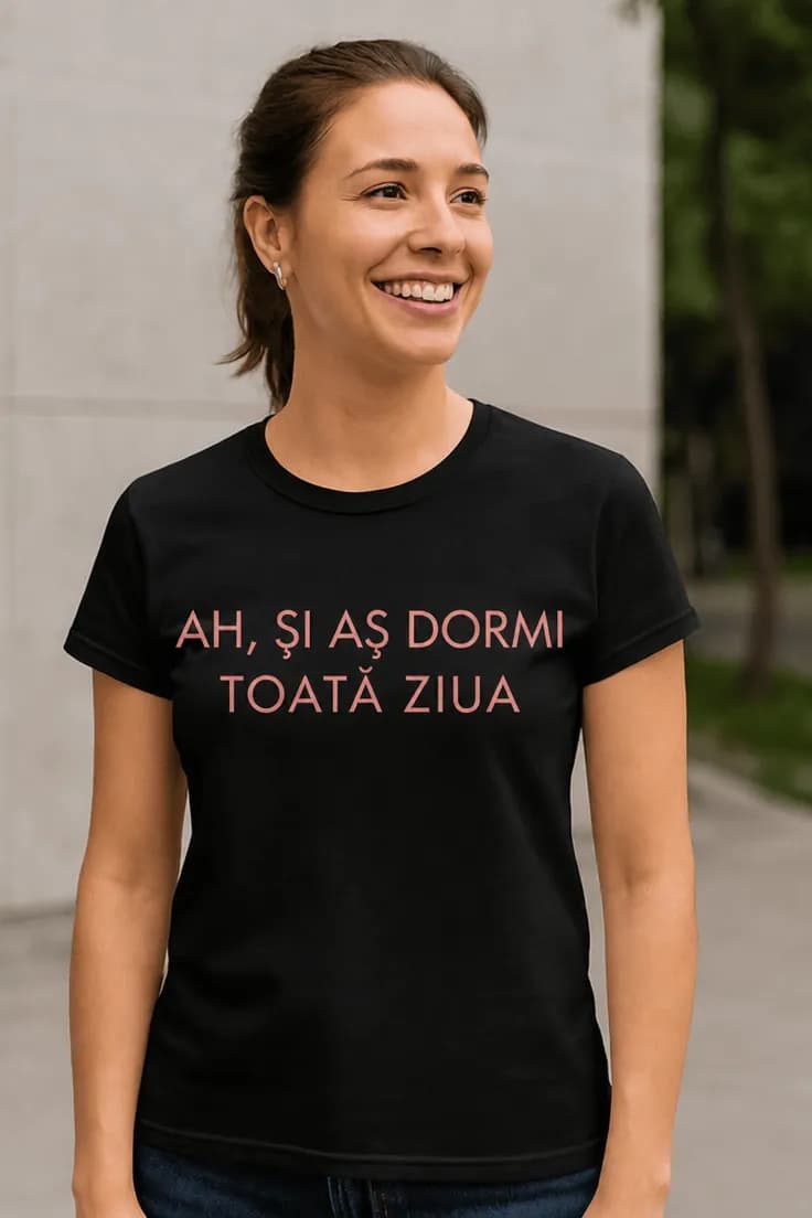 Tricou amuzant Aș dormi toată ziua cu nume la alegere
