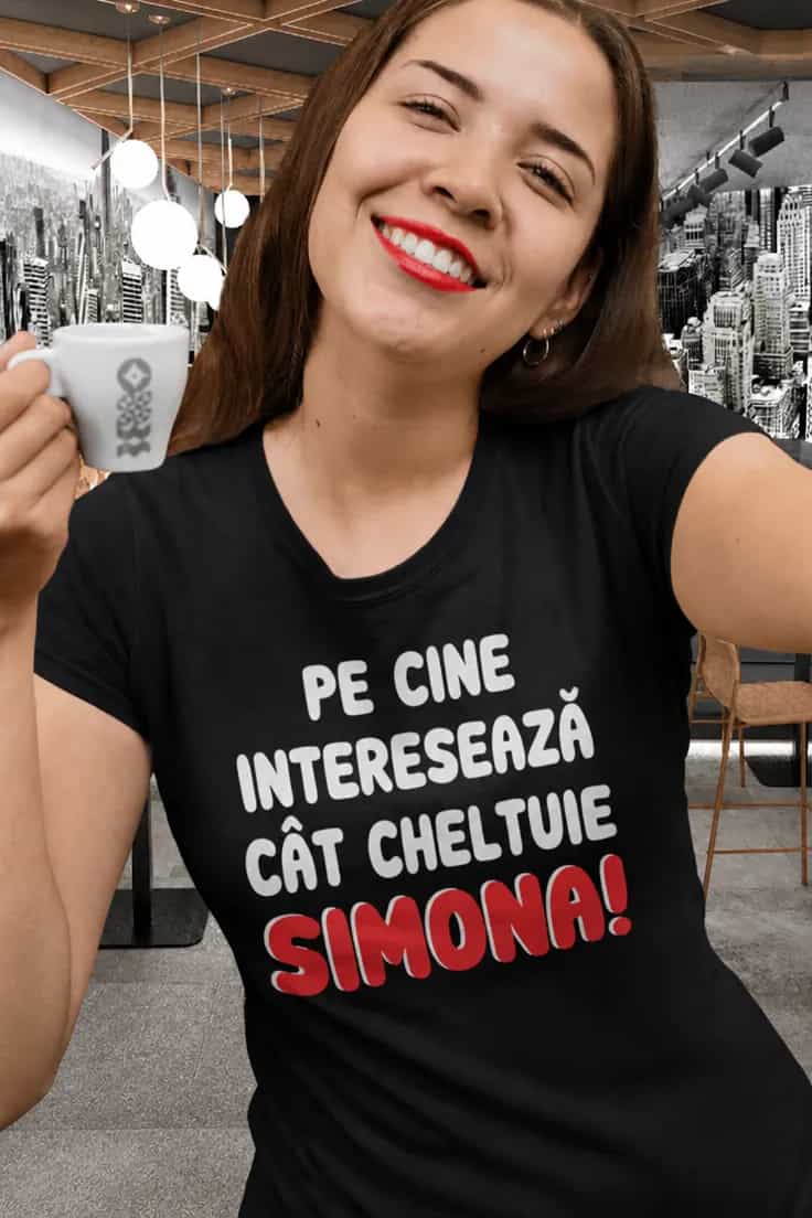 Tricou amuzant cât cheltuie cu nume personalizat