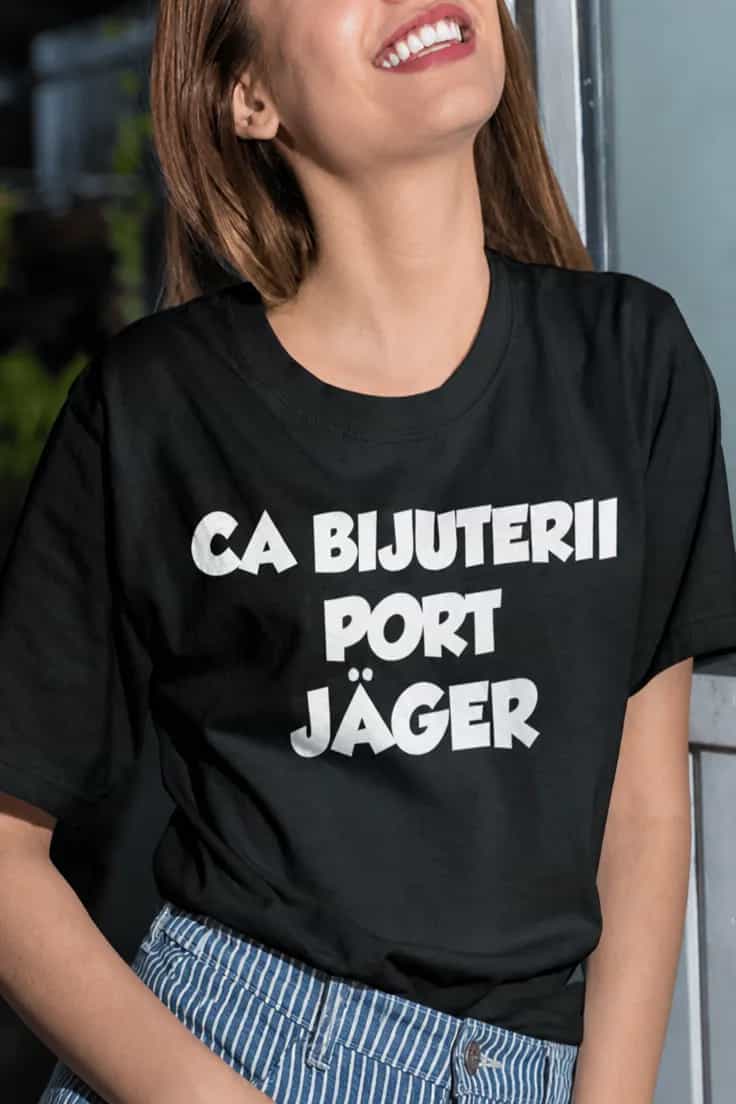 Tricou amuzant Cu Jäger în loc de bijuterii