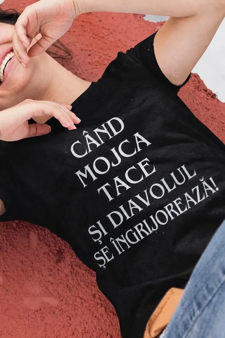 Tricou amuzant Diavolul îngrijorat cu nume