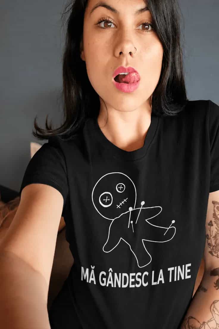 Tricou amuzant Mă gândesc la tine