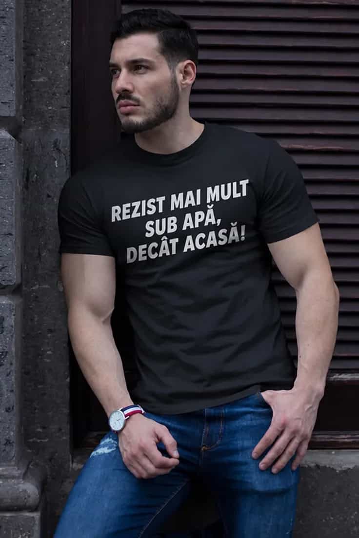 Tricou amuzant Rezist mai mult sub apă