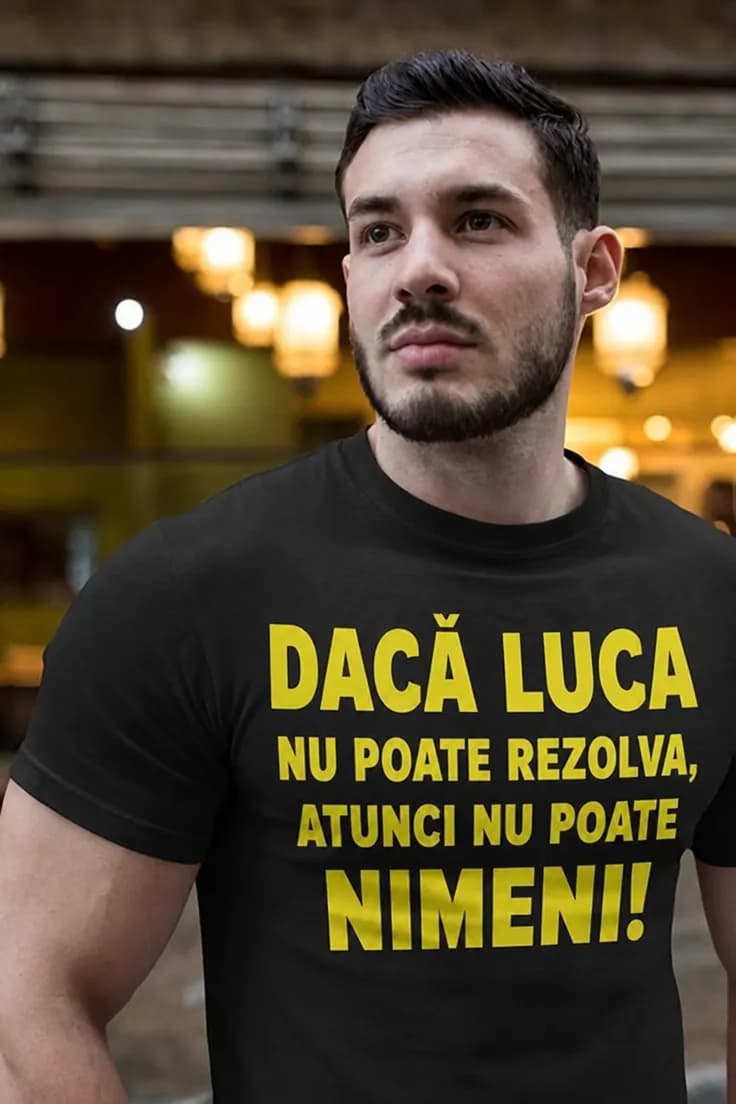 Tricou amuzant Rezolvă tot cu nume personalizat