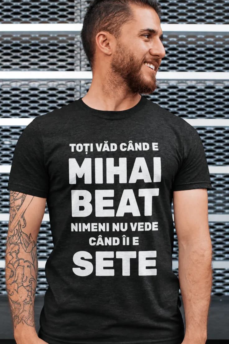 Tricou amuzant Sete nevăzută cu nume personalizat