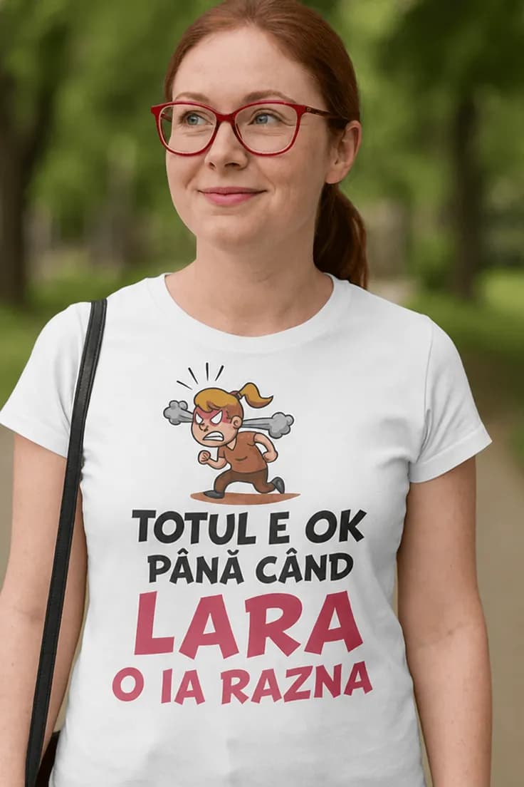 Tricou amuzant Totul e ok cu nume personalizat 2