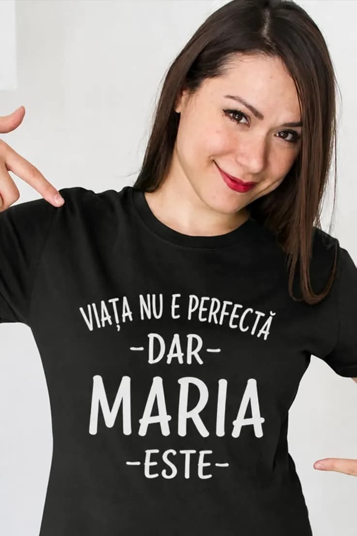 Tricou amuzant viața perfectă cu nume personalizat